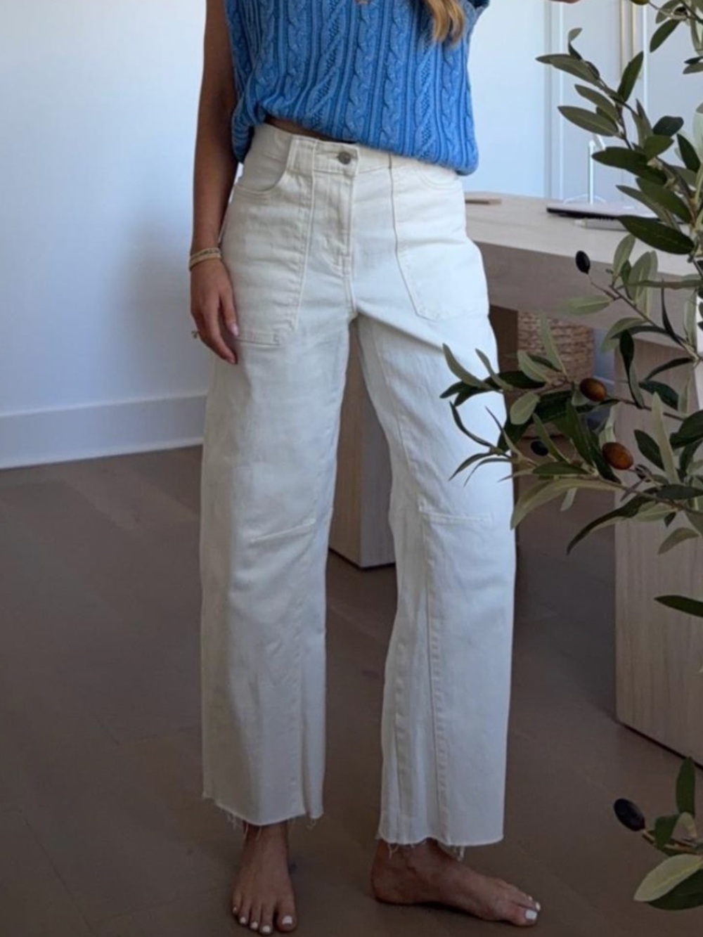 Womens cropped barrel jean